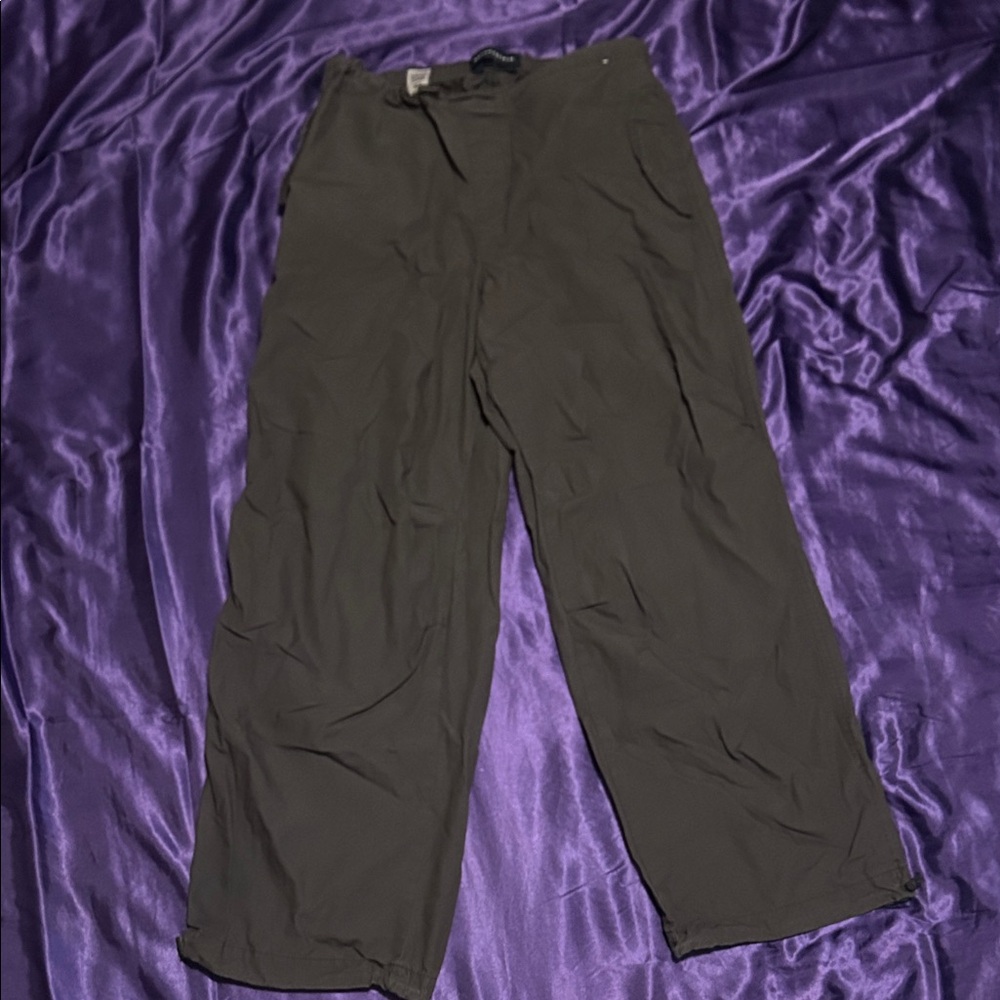 Aeropostale Women’s Brown Cargo Pants